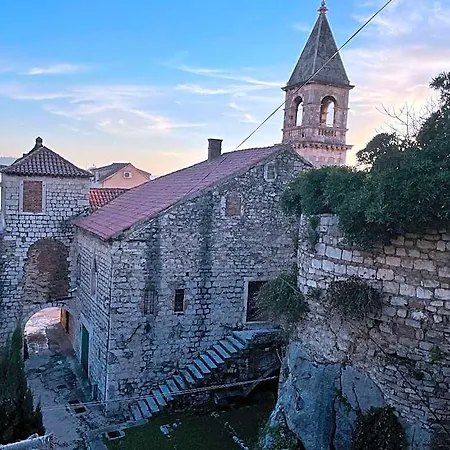 Hotel Castle 3*